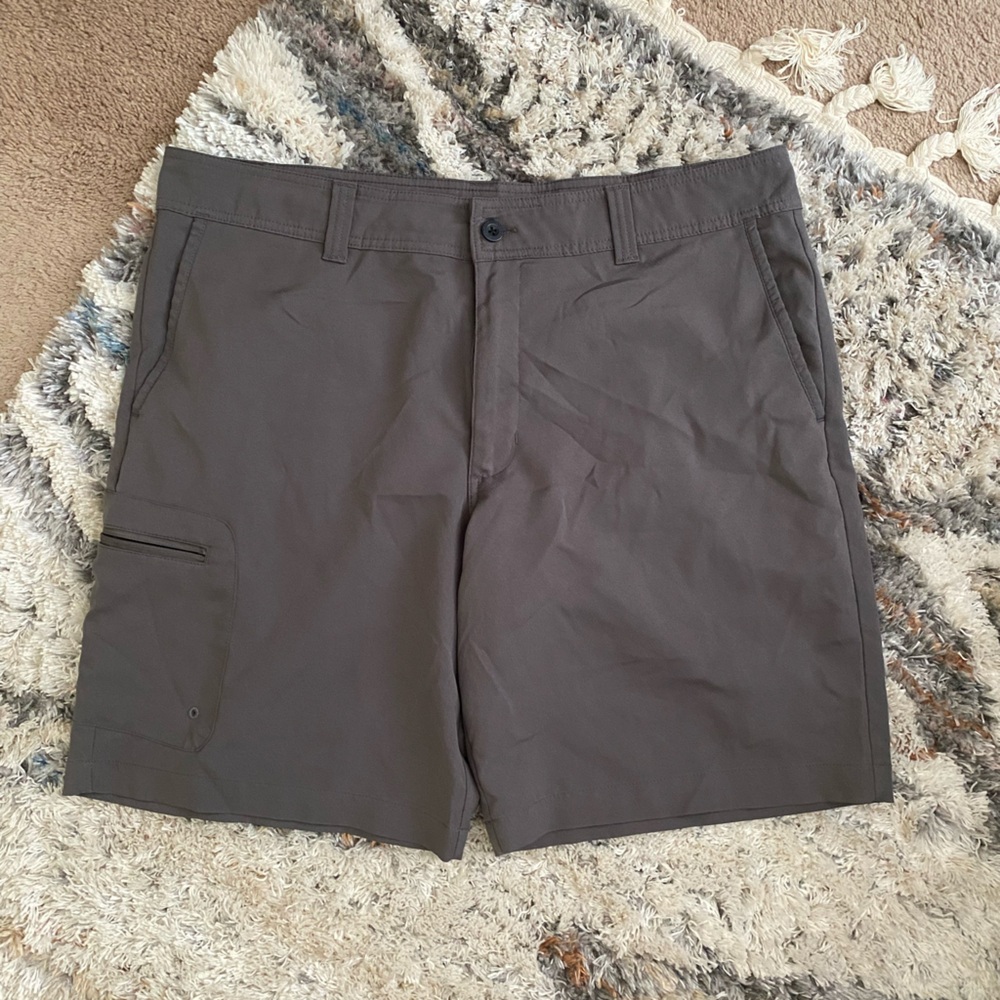Magellan Fish Gear Shorts Grey Size 38